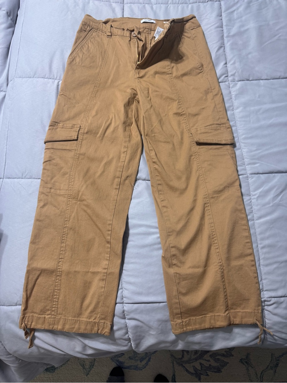 Women's Cargo Capris in Tan -